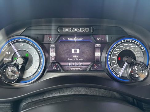 Used 2022 RAM 2500 Limited image 24