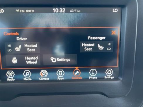 Used 2018 Jeep Renegade Altitude w/ Advanced Technology Group FWD image 10