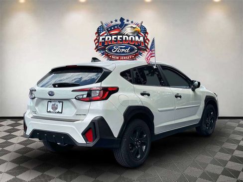 Used 2024 Subaru Crosstrek 2.0i AWD/4WD image 5