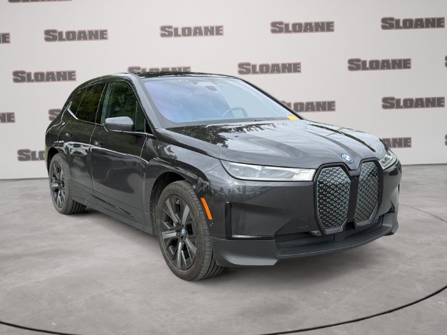 Used 2024 BMW iX xDrive50 w/ Premium Package AWD/4WD image 7