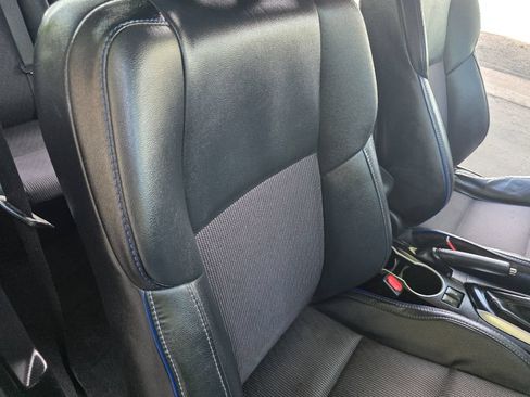 Used 2018 Toyota Corolla SE FWD image 23