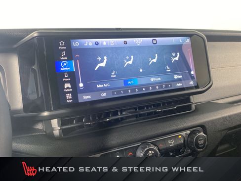 Used 2024 Jeep Wrangler Unlimited w/ Convenience Group AWD/4WD image 5