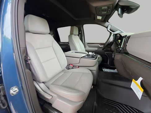 New 2026 Chevrolet Silverado 2500 LT w/ Texas Edition AWD/4WD image 11