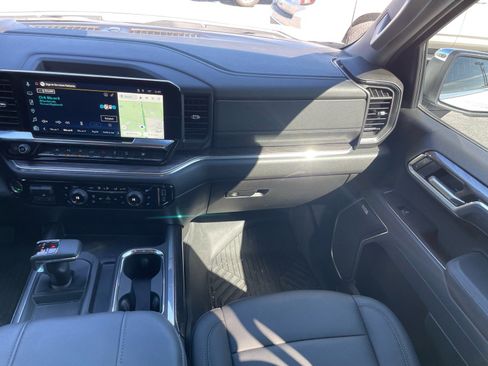 Used 2025 Chevrolet Silverado 1500 LTZ image 6