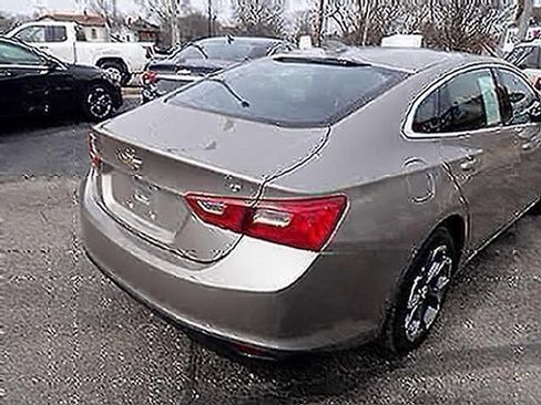 Used 2023 Chevrolet Malibu LT FWD image 8