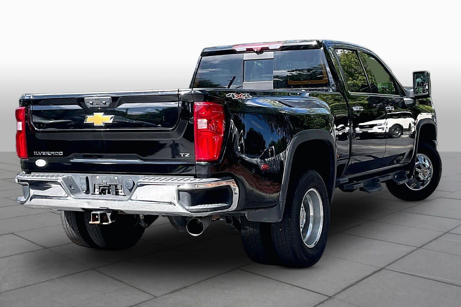 Used 2024 Chevrolet Silverado 3500 LTZ w/ LTZ Plus Package AWD/4WD image 13
