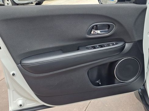 Used 2022 Honda HR-V EX image 26