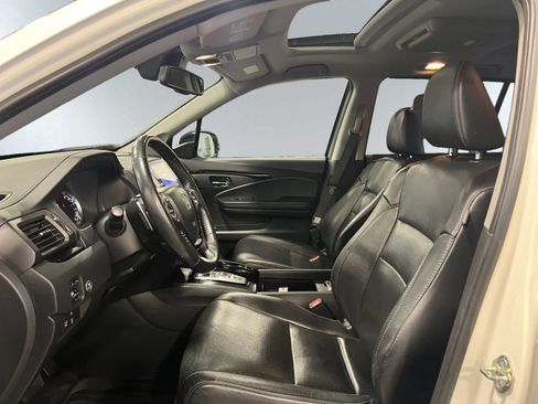 Used 2016 Honda Pilot Elite image 11