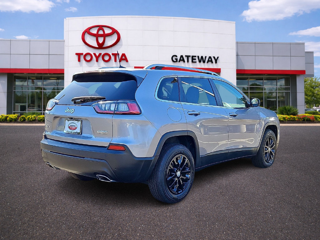 Used 2021 Jeep Cherokee Latitude Lux AWD/4WD image 4