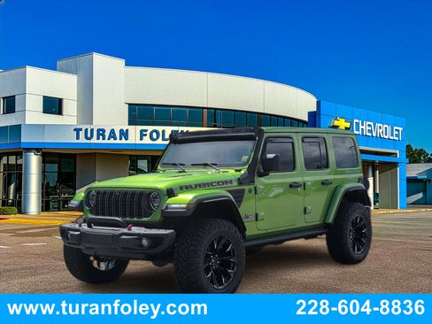 Used 2025 Jeep Wrangler Unlimited Rubicon AWD/4WD image 1