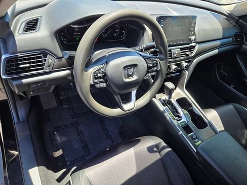 Used 2019 Honda Accord LX image 13