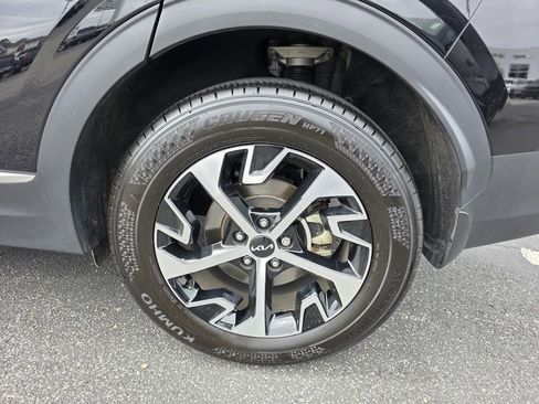 Used 2025 Kia Sportage EX AWD/4WD image 11