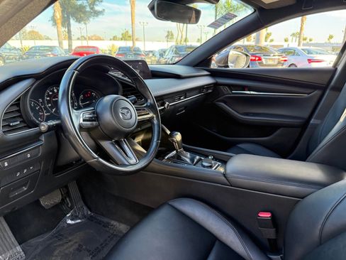 Used 2021 MAZDA MAZDA3 s image 15