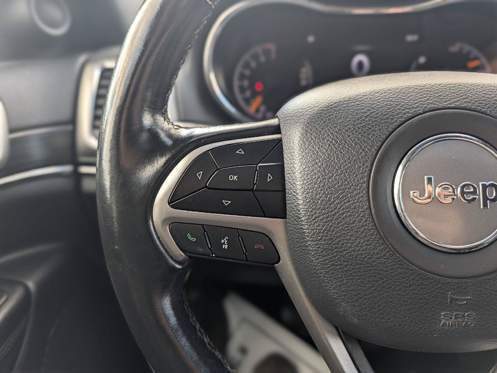 Used 2020 Jeep Grand Cherokee Limited AWD/4WD image 22