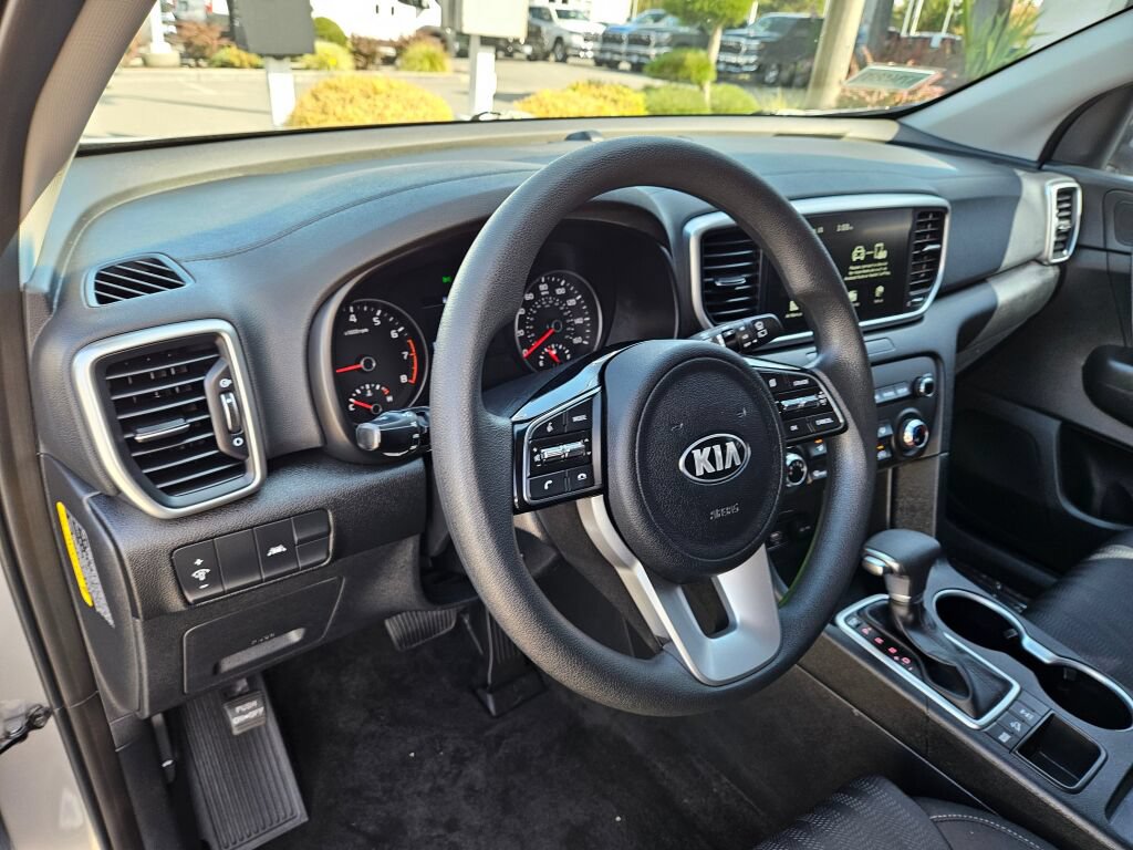 Used 2022 Kia Sportage LX AWD/4WD image 19