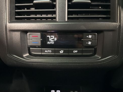 Used 2021 Volkswagen Atlas SEL AWD/4WD image 37