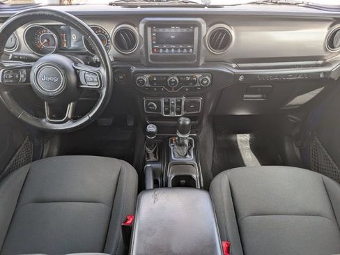 Used 2018 Jeep Wrangler Unlimited Sport S AWD/4WD image 24