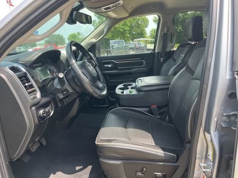 Used 2024 RAM 2500 Laramie AWD/4WD image 16