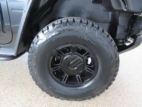 Used 2006 HUMMER H2 image 20