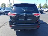 Used 2015 Toyota Highlander LE image 4