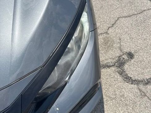 Used 2019 Honda Civic EX image 10