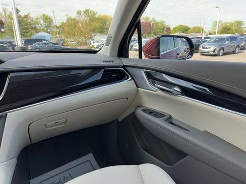 Certified 2023 Cadillac XT6 Premium Luxury image 71