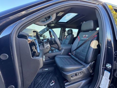 New 2026 GMC Sierra 1500 AT4 w/ Technology Package image 5