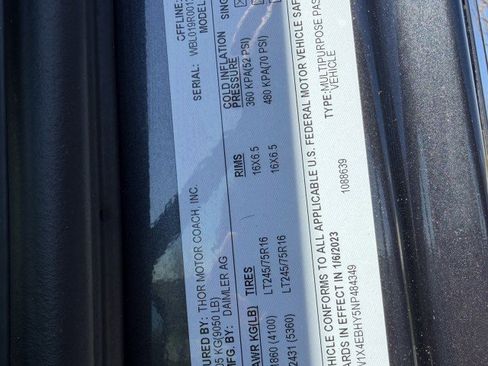 Used 2022 Mercedes-Benz Sprinter 2500 image 69