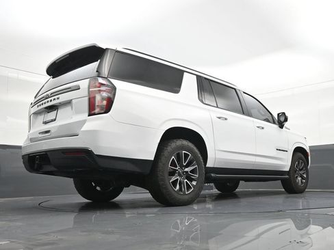 Used 2021 Chevrolet Suburban Z71 w/ Rear Media and Nav Package AWD/4WD image 28
