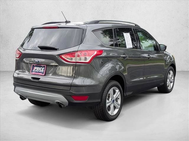 Used 2016 Ford Escape SE w/ Equipment Group 201A FWD image 5