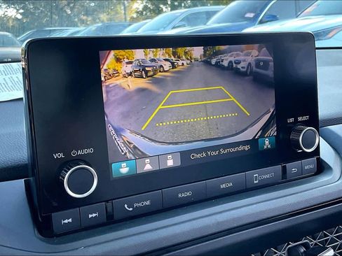 Used 2024 Honda Accord EX image 21