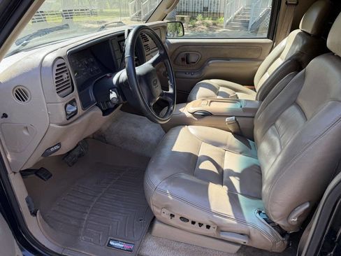 Used 1999 Chevrolet Tahoe 4WD 2-Door w/ Preferred Equipment Group image 12