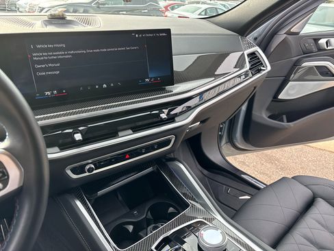 Used 2025 BMW X6 M60i image 25