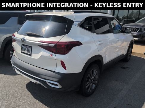 Used 2021 Kia Seltos S FWD image 3