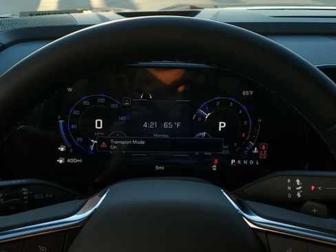 New 2026 Chevrolet Suburban LT image 33