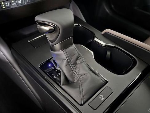 New 2025 Lexus ES 350 w/ Premium Package image 14