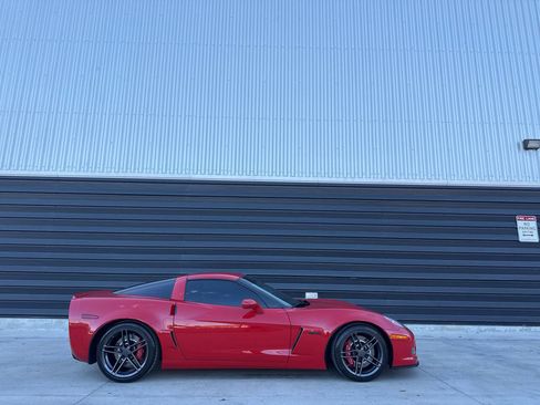 Used 2007 Chevrolet Corvette Z06 w/ Preferred Equipment Group image 6