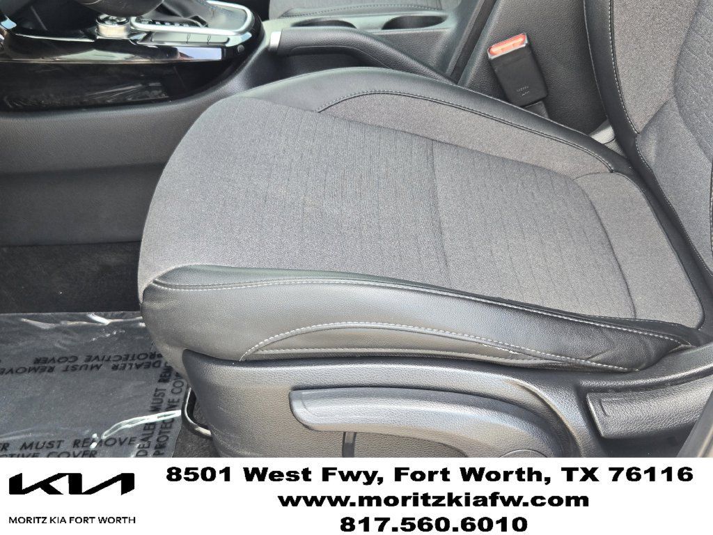 Used 2022 Kia Seltos S FWD image 22