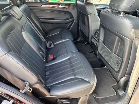 Used 2018 Mercedes-Benz GLS 450 GLS 450 w/ Premium Package image 11