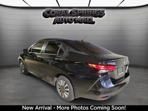 Certified 2023 Nissan Versa S w/ Trunk Package image 3
