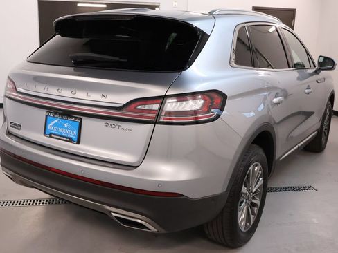 Used 2020 Lincoln Nautilus Reserve AWD/4WD image 7