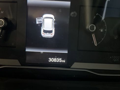 Used 2023 Hyundai Tucson SEL image 2