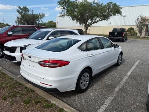 Used 2020 Ford Fusion S FWD image 3