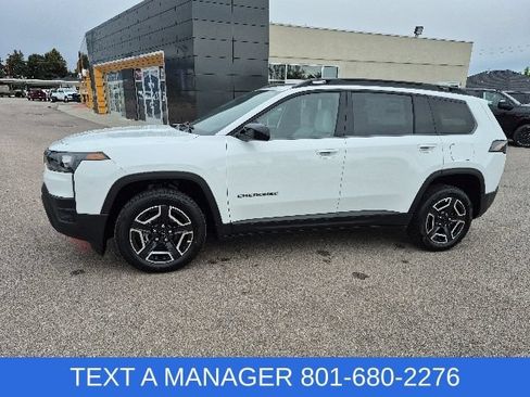 New 2026 Jeep Cherokee Laredo AWD/4WD image 3