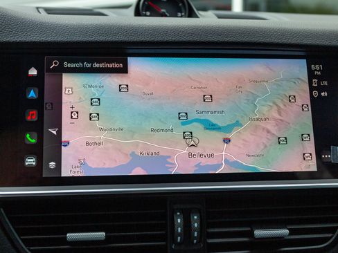 Used 2022 Porsche Cayenne S Platinum image 19