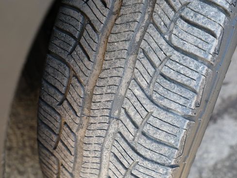 Used 2018 Chevrolet Traverse LT image 29