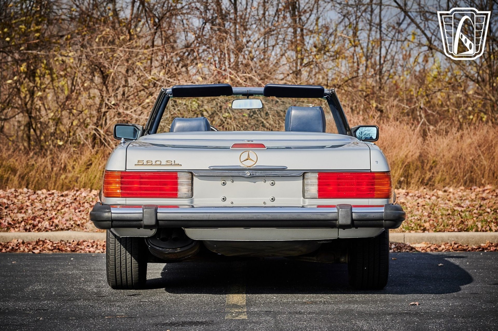 Used 1988 Mercedes-Benz 560 SL image 12
