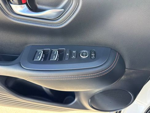 Used 2024 Honda HR-V Sport image 36