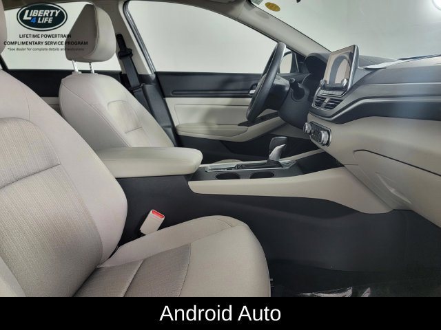 Used 2025 Nissan Altima 2.5 SV AWD/4WD image 19