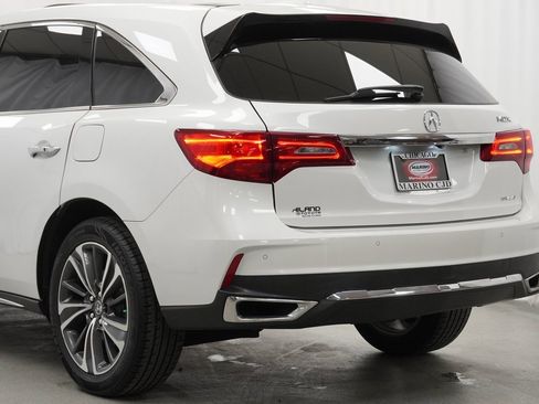 Used 2020 Acura MDX SH-AWD w/ Technology Package image 13